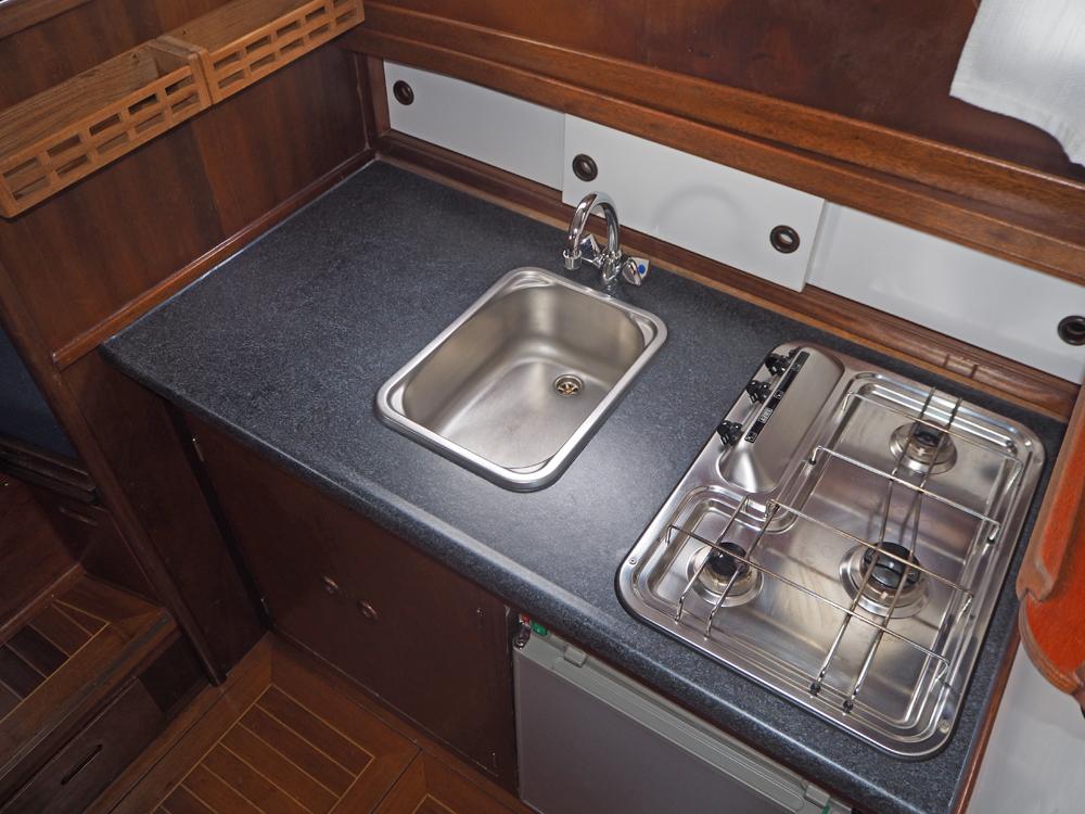 Cabin en avant, H&eacute;bergements